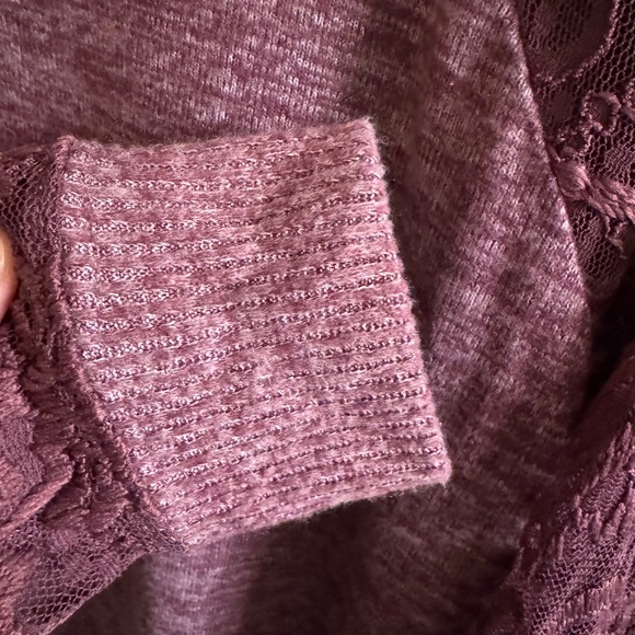 Excellent used condition, size 1 sweater from Super Soft by Torrid, color mauve - Picture 7 of 15